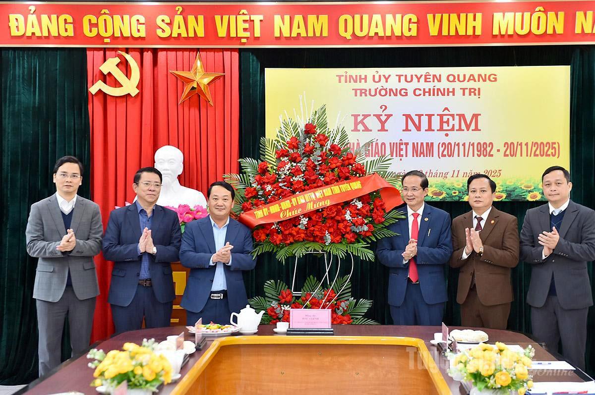 Trường Chính trị tỉnh Tuyên Quang, niềm tự hào đạt chuẩn mức 1