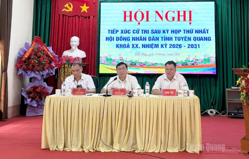 Trưởng Ban Nội chính Tỉnh ủy Phùng Tiến Quân tiếp xúc cử tri các xã Bằng Hành, Liên Hiệp